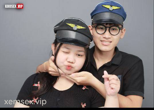 Ảnh 1 của Cặp đôi chubby đụ khẩu dâm sướng lồn quá