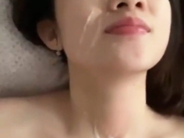Ảnh 12 của Siêu phẩm địt cô dâu mu lồn cao chơi cả lỗ nhị ra nước trắng xóa (Full Clip + Pic) – Phần 2